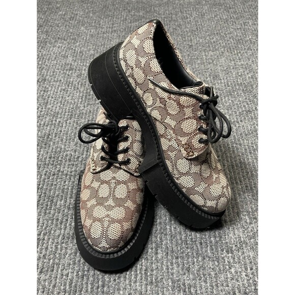 Amazon.com: Coach Lyla Platform Derby para mujer, Negro  Coach Lyla Signature Jacquard Women Size 7.5 Chunky Platform Derby Shoes NEW